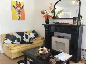 Φωτογραφία από το άλμπουμ του Hillcrest House Self Catering Apartments σε Ντόνεγκαλ