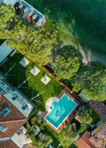 Der Swimmingpool an oder in der Nähe von Hotel Ristorante Sogno