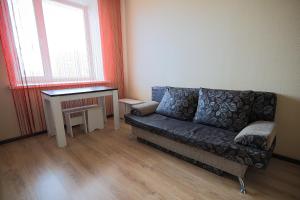 Χώρος καθιστικού στο Фролова 77-88, уютная квартира в Jana Qala с видом на город