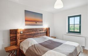 Ένα ή περισσότερα κρεβάτια σε δωμάτιο στο Gorgeous Apartment In Am Salzhaff