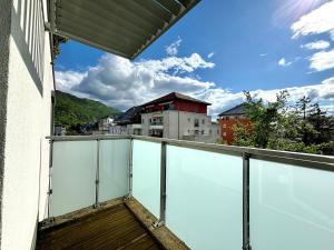 En generel udsigt til bjerge eller udsigt til bjerge taget fra lejligheden