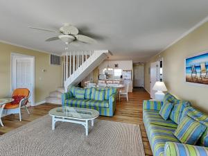 Posezení v ubytování All About The View