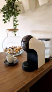 Afbeelding uit fotogalerij van YOUR CHOICE in Bar