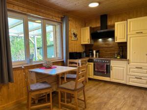 Η κουζίνα ή μικρή κουζίνα στο Ferienhaus Hammerholz