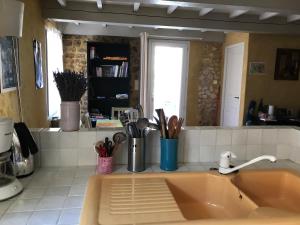 Gallery image of maison familiale in Saint-Trinit +4 photos