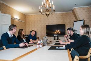 Hosté ubytování Thorbjørnrud Hotell