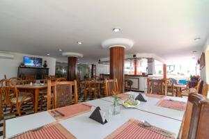 TV a/nebo společenská místnost v ubytování Hotel Bahia Cartagena