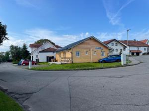 Το κτήριο όπου στεγάζεται  το διαμέρισμα +8 φωτογραφίες