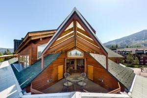 En generel udsigt til bjerge eller udsigt til bjerge taget fra feriehuset + 9 billeder