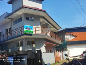 O edifício onde o B&B está situado