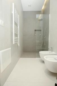 Koupelna v ubytování NÓS Luxury Rooms Shkoder