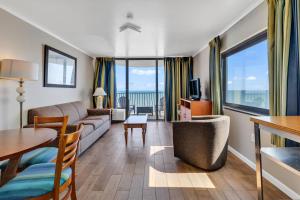 Posezení v ubytování The Palms + 92 fotografií