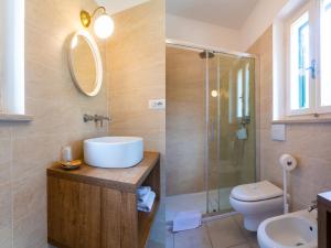 A bathroom at Residence Augusto