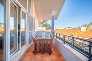 GuestReady - Seaside Serenity in Comporta的阳台或露台