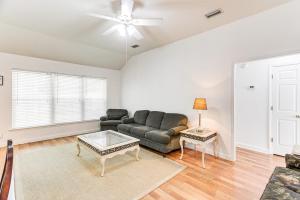 Фотография из галереи Cozy Brunswick Home 13 Mi to St Simons Island! в городе Брансуик