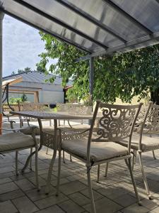Balkón alebo terasa v ubytovaní Apartmány Centro & Jacuzzi