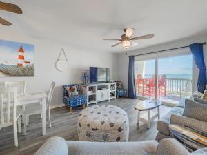 Χώρος καθιστικού στο Ocean Dunes 1402