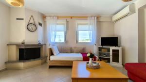 Μια τηλεόραση ή/και κέντρο ψυχαγωγίας στο Michaela's apartment in Fanari