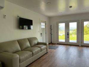 Gallery image of Private Cottage - Panoramic River Views, Near Casino and Downtown in Bonners Ferry