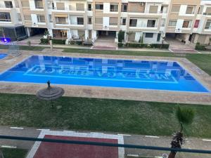 Mansouria的住宿－Appartement Élégant avec une belle Vue sur Piscine，相簿中的一張相片
