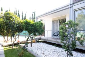Zahrada ubytování Studio Rio Unique space with garden and garage