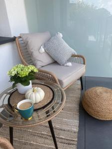 Posezení v ubytování Apartament Puławska - Piaseczno Warszawa