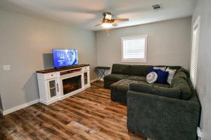 Et tv og/eller underholdning på Ducktown Cottage-Ducktown TN