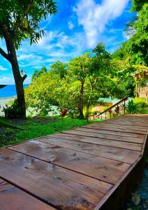 Gallery image of Les Chalets de Afaahiti - Fare Okeani in Afaahiti +19 photos