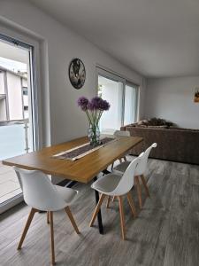 Χώρος καθιστικού στο MY HOME AM HEUBERG Nr 3
