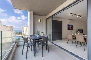 Balkón nebo terasa v ubytování Stay Steps Away From The Sea in Sliema - Sleeps 4