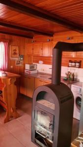 Kuchyň nebo kuchyňský kout v ubytování Chalet Kujavnk