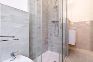 Koupelna v ubytování PrimoPiano - Promessi Sposi + 44 fotografií