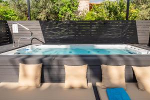 Fotografie z fotogalerie ubytování Cardamilia Suites v destinaci Kardamili