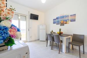 Η κουζίνα ή μικρή κουζίνα στο Vista mare incantevole +2 φωτογραφίες