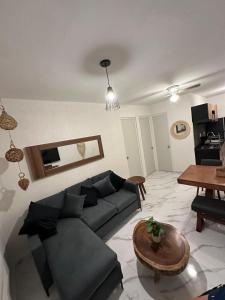 Χώρος καθιστικού στο Departamento en aldea tulum 2BDR