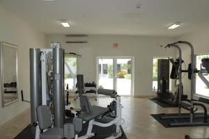 Pusat kecergasan dan/atau kemudahan kecergasan di La Vista Azul Resort - Studio