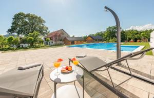 Bassein majutusasutuses Pet Friendly Home In Kaniza Gospicka või selle lähedal +35 fotot
