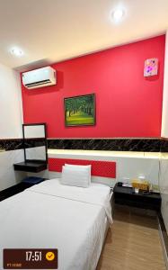 Postel nebo postele na pokoji v ubytování Phúc Khang Hotel Airport