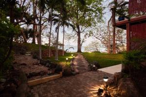 Jardín al aire libre en Casa Corona Del Mar Tamarindo