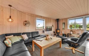 Posezení v ubytování Holiday Home Hemmet 97 With Hot Tub