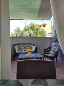 A seating area at Monte Granatico