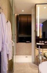 Bagno di CapsuleTransit MAX - Airport Hotel - Landside, Public Area - Gateway KLIA T2, Lvl 2M