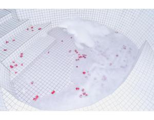 a piece of snow with red dots on it at Mua Hills Getaway in Katelembu
