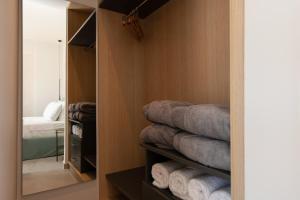 Katil atau katil-katil dalam bilik di Mesogi Villas, brand new modern, stylish villas, private pool, seaviews