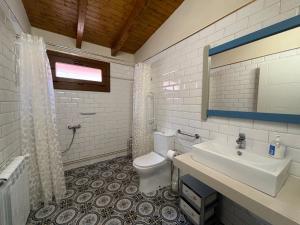 Kúpeľňa v ubytovaní Apartamentos rurales Casa Gorrión - Mazaricos