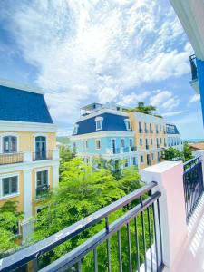 Un balcón o terraza en Pearl Hotel Phu Quoc