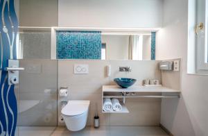 Bilik mandi di Boutique Hotel Hauser