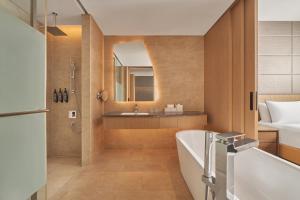 Koupelna v ubytování The Westin Resort & Spa Cam Ranh