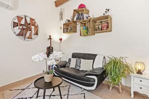 Φωτογραφία από το άλμπουμ του Appartement Terrasse proche cascade σε Carcès +11 φωτογραφίες