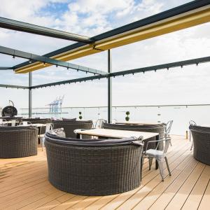 Балкон или терраса в M1 Club Hotel